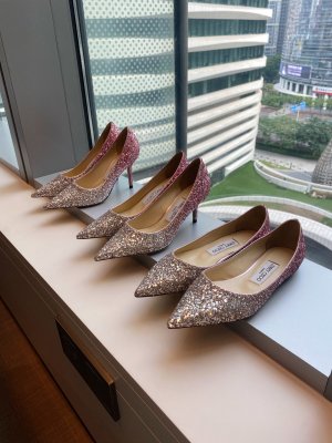 Jimmy Choo 跟高1cm 尖头、浅口、鞋面粗细拼接 鞋面：高密度格丽特 内里：进口全粒面水晶羊皮 大底：真皮大底 跟高： 平底1.0cm 中跟6.5cm 高跟8.5cm /尺寸信息./ SIZE ：35-40