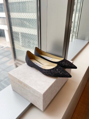 Jimmy Choo 平底1cm 尖头、浅口、鞋面粗细拼接 /关于材质./ FABRIC CONTENT 鞋面：高密度格丽特 内里：进口全粒面水晶羊皮 大底：真皮大底 跟高： 平底1.0cm 中跟6.5cm 高跟8.5cm /尺寸信息./ SIZE ：35