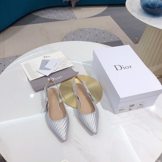 代购级别 Dior/迪奥 2020春款编织羔羊水钻跟鞋 鞋面：采用台湾真空压流技术 内里：纯绵羊皮里 不打皱 侧面：弹力松紧带 大底：意大利A级牛皮底 颜色：银/黑 跟高：平底/6.5cm/9.5cm Size：34-41 - Click Image to Close