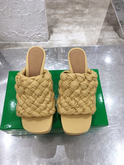 Bottega Veneta 材质是超级柔软的Nappa小羊皮 传统手工技艺双面编织 原楦高定 圆润有型鞋头 鞋身线条流畅 2CM防水台真皮包裹 舒适度妥妥的 不能再稳了 意大利真皮大底 Size ：35-41 跟高：10CM - Click Image to Close