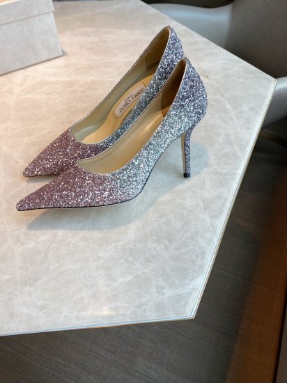 Jimmy Choo 跟高8.5cm 尖头、浅口、鞋面粗细拼接 鞋面：高密度格丽特 内里：进口全粒面水晶羊皮 大底：真皮大底 跟高： 平底1.0cm 中跟6.5cm 高跟8.5cm /尺寸信息./ SIZE ：35-40 - Click Image to Close