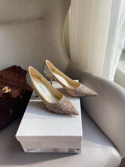 Jimmy Choo 跟高8.5cm 尖头、浅口、鞋面粗细拼接 鞋面：高密度格丽特 内里：进口全粒面水晶羊皮 大底：真皮大底 跟高： 平底1.0cm 中跟6.5cm 高跟8.5cm /尺寸信息./ SIZE ：35-40 - Click Image to Close