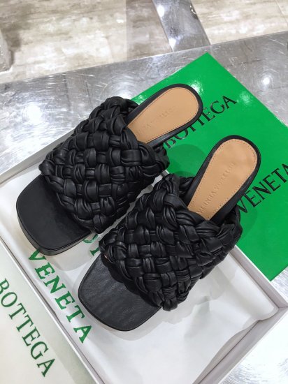 Bottega Veneta 材质是超级柔软的Nappa小羊皮 传统手工技艺双面编织 原楦高定 圆润有型鞋头 鞋身线条流畅 2CM防水台真皮包裹 舒适度妥妥的 不能再稳了 意大利真皮大底 Size ：35-41 跟高：10CM - Click Image to Close