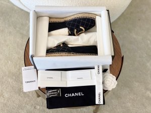 Chanel size 35-41 黑色帆布针织包头渔夫鞋