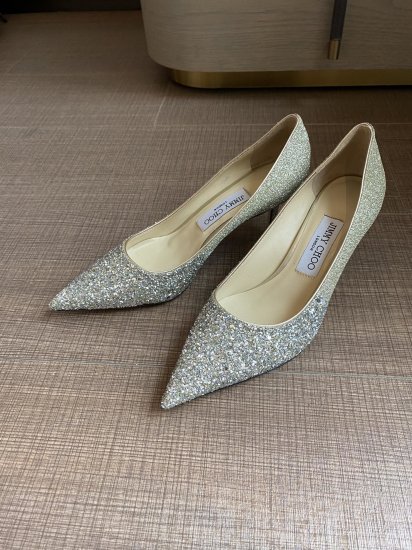 Jimmy Choo 6.5cm 尖头、浅口、鞋面粗细拼接 鞋面：高密度格丽特 内里：进口全粒面水晶羊皮 大底：真皮大底 跟高： 平底1.0cm 中跟6.5cm 高跟8.5cm /尺寸信息./ SIZE ：35-40 - Click Image to Close