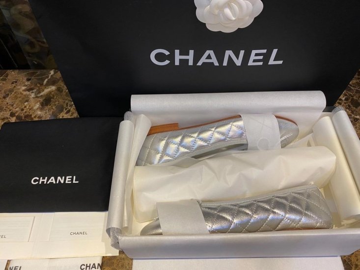 Chanel 银色贴膜羊皮菱格芭蕾舞鞋 34-41 - Click Image to Close