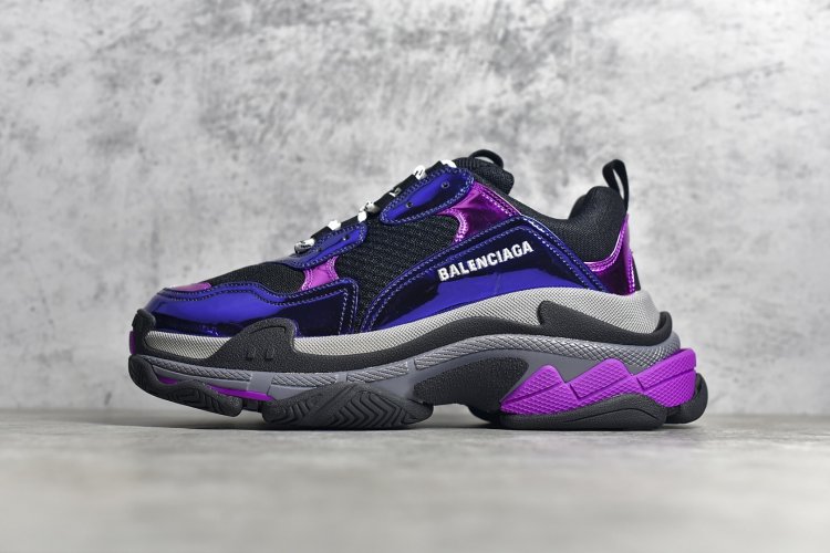 【情侣款】大厂出品 Balenciaga Triple S 镭射紫 巴黎世家 19官方发售版本 意产全码出货 正确字体电绣 粗细、位置、大小正确 侧边TPU 透气孔匹配意产原版 正确八层分离大底，TPU软底 原版一致 "Balenciaga" 大底LOGO - Click Image to Close