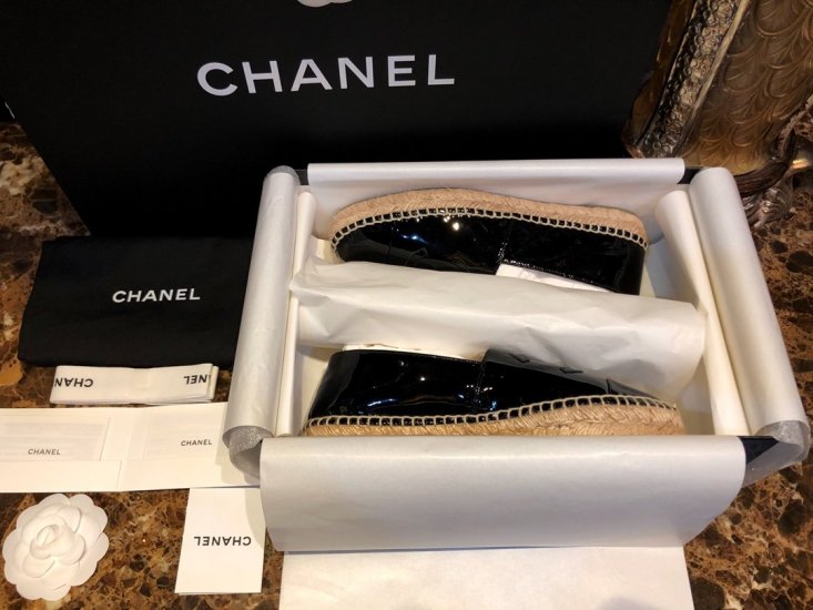 Chanel 超软镜面漆皮黑渔夫鞋 35-41 - Click Image to Close