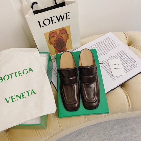 Bottega Veneta 鞋面：原版定制鳄鱼纹压花皮 内里：头层水染羊皮里 大底: 黑色陈皮包跟，原版开模意大利片加组合底 鞋码: 35-40 - Click Image to Close