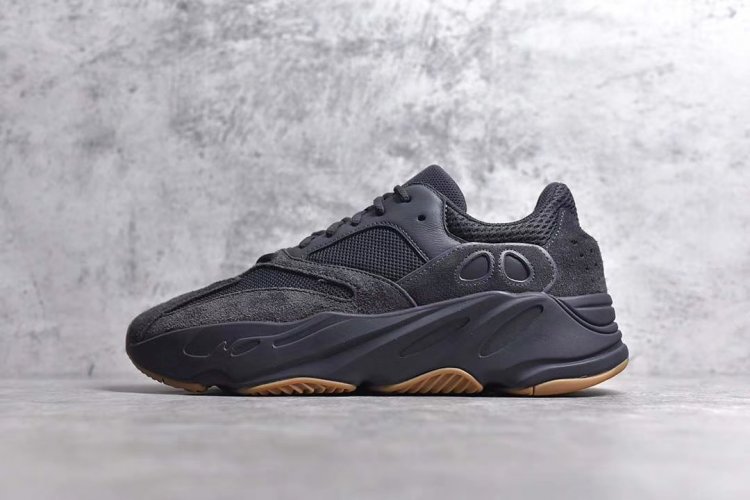 Yeezy boost 700 Utility Black 黑武士 正品渠道购入原鞋开发渠道原鞋开模打造 内嵌德国进口全掌巴斯夫Boost 整鞋各部皮料均为出自原厂供应 精准采购香州进口反绒长毛皮料 采用原厂环保胶水 尺码：36 36.5 37 38 38 - Click Image to Close