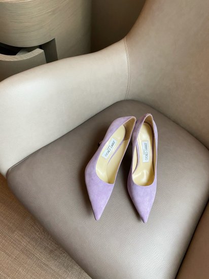 Jimmy Choo JimmyChoo 跟高6.5cm 尖头、浅口、羊京鞋面 鞋面：进口羊鲸 内里：进口全粒面水晶羊皮 大底：真皮大底 跟高： 平底1.0cm 中跟6.5cm 高跟8.5cm SIZE ：35-40 - Click Image to Close