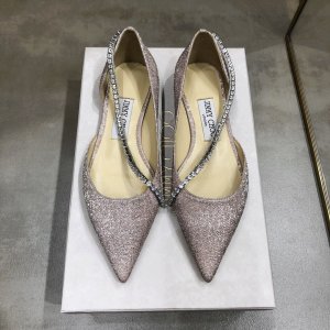 Jimmy Choo . Jimmy cho*o超性感限量水晶链条高跟鞋 …………………………………………………… Go 材料： 面料/黑色-羊京羊皮 粉色-进口特殊布料 内里/柔软羊皮垫脚 鞋底/意大利真皮大底 特点/施华洛世奇钻 ……………………………