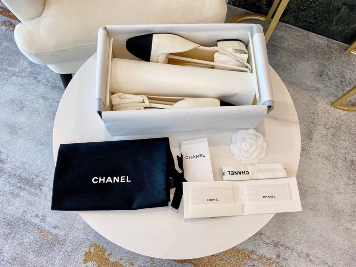 Chanel 限定白色羊皮平底 34 35 35.5 36 36.5 37 37.5 38 39 40 41 - Click Image to Close