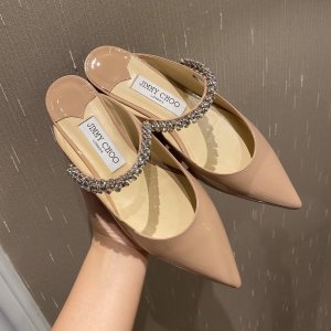 Jimmy Choo 经典凉鞋 flats 全部施华洛世奇水钻，纯手工镶嵌！进口的牛漆皮不会太僵硬 size：34-40