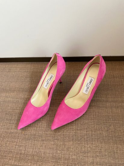 Jimmy Choo JimmyChoo 跟高6.5cm 尖头、浅口、羊京鞋面 鞋面：进口羊鲸 内里：进口全粒面水晶羊皮 大底：真皮大底 跟高： 平底1.0cm 中跟6.5cm 高跟8.5cm SIZE ：35-40 - Click Image to Close