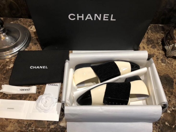 Chanel size 35-41 最美西装鞋 - Click Image to Close