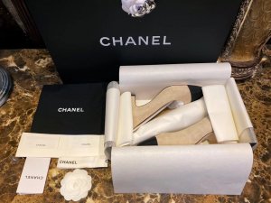 Chanel size 34-41 牛绒拼罗缎布粗跟单鞋
