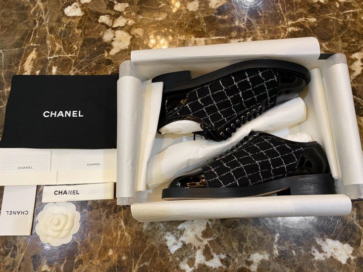 Chanel Size 35-41 黑银格德比鞋 - Click Image to Close