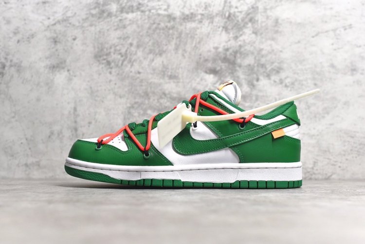 【情侣款】纯原版本--OFF-WHITE x Nike Dunk Low 经典的撞色鞋身设计，搭配贯穿鞋身的登山鞋带点缀，营造出浓郁的户外机能感。Swoosh Logo 尾部点缀 OFF-WHITE 标签，细节设计依旧非常考究 尺码 : 36 36.5 3 - Click Image to Close