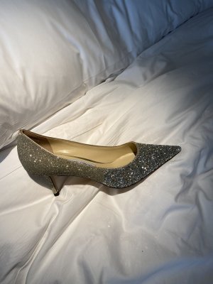 Jimmy Choo 8.5cm 尖头、浅口、鞋面粗细拼接 鞋面：高密度格丽特 内里：进口全粒面水晶羊皮 大底：真皮大底 跟高： 平底1.0cm 中跟6.5cm 高跟8.5cm /尺寸信息./ SIZE ：35-40