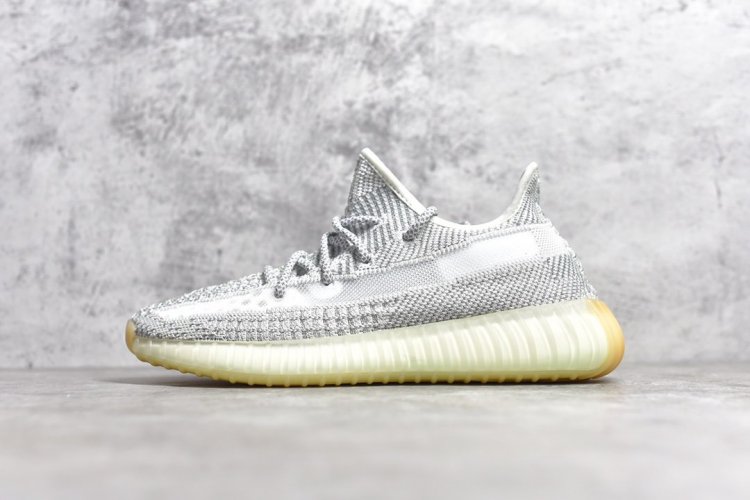 Yeezy Boost 350V2 灰满天星配色，独家原底原面 历来好评无数 市面公认最稳的YEEZY350系列 size 36 36.5 37 38 38.5 39 40 40.5 41 42 42.5 43 44 44.5 45 46 46.5 47 - Click Image to Close