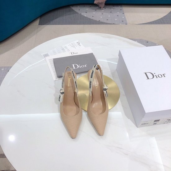 Dior 2020杏色纹螺布9.5cm 面料：原版杏螺色纹布 内里：原羊版皮 大底：意大利皮真底 跟高：9.5cm 码数：34-40 - Click Image to Close