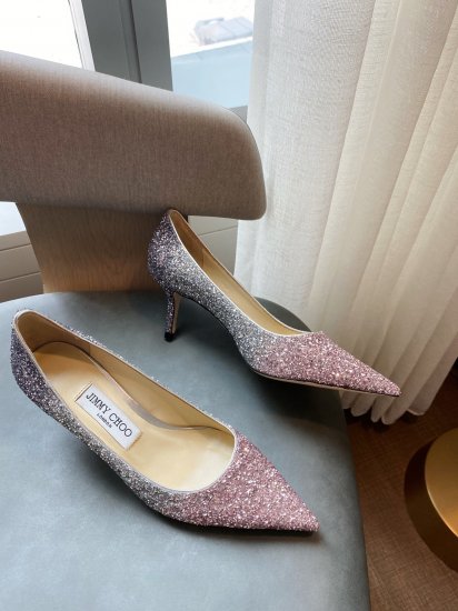 Jimmy Choo 跟高6.5cm 尖头、浅口、鞋面粗细拼接 鞋面：高密度格丽特 内里：进口全粒面水晶羊皮 大底：真皮大底 跟高： 平底1.0cm 中跟6.5cm 高跟8.5cm /尺寸信息./ SIZE ：35-40 - Click Image to Close