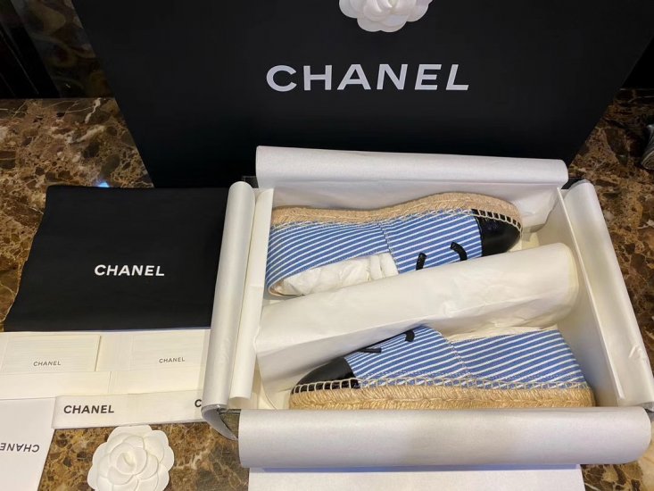 Chanel size 35-41 海军蓝条纹拼牛皮渔夫鞋 - Click Image to Close