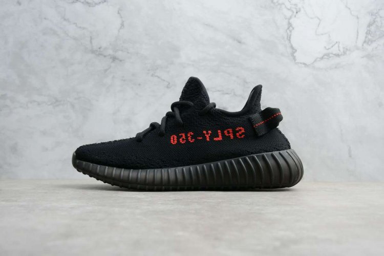 Yeezy 350V2 黑红字纯德国进口巴斯夫爆米花，原代工厂生产，进口公司材料产出，与Real相似度99.9%，市面独家发售。 码数 : 36 36.5 37 38 38.5 39 40 40.5 41 42 42.5 43 44 44.5 45 46 - Click Image to Close