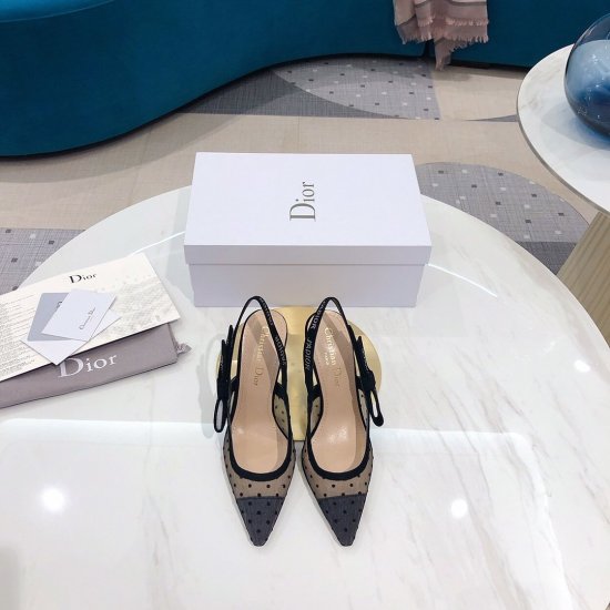 Dior/迪奥 2020波点水钻跟鞋9.5cm 面料：原版机织网面 内里：原版羊皮 大底：意大利真皮底 跟高：9.5cm Size：34-41 - Click Image to Close