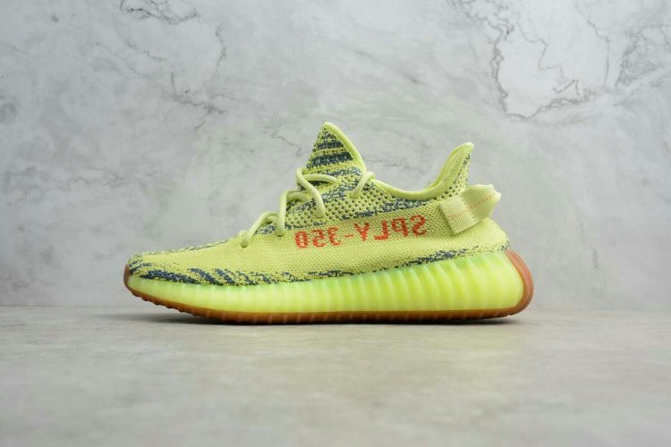 Yeezy 350V2 黄斑马纯德国进口巴斯夫爆米花，原代工厂生产，进口公司材料产出，与Real相似度99.9%，市面独家发售。 码数 : 36 36.5 37 38 38.5 39 40 40.5 41 42 42.5 43 44 44.5 45 46 - Click Image to Close