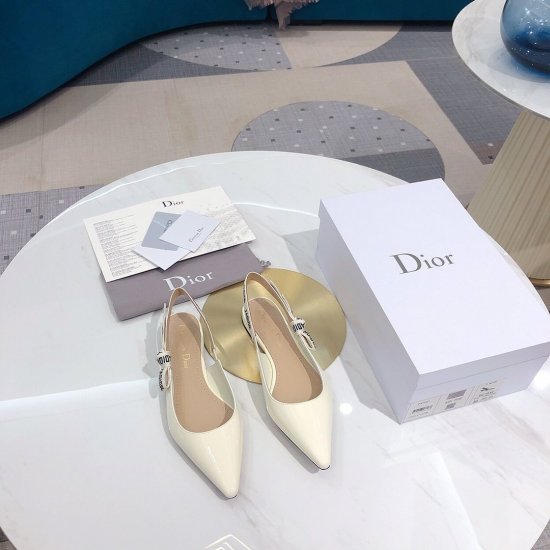 Dior/迪奥 2020白色漆皮平底 面料：原版进口上等胎牛漆皮 内里：原版羊皮 大底：意大利真皮底 跟高：6.5cm Size：34-41 - Click Image to Close