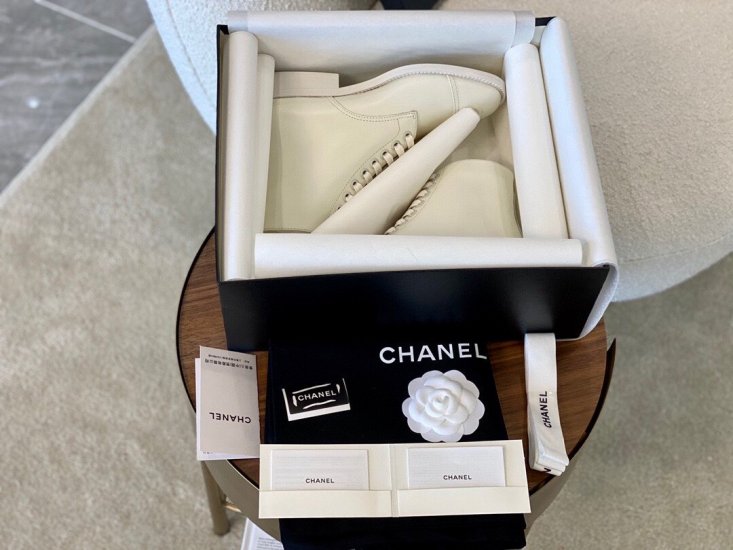 Chanel 梦幻白小牛皮高帮靴 35-40 - Click Image to Close