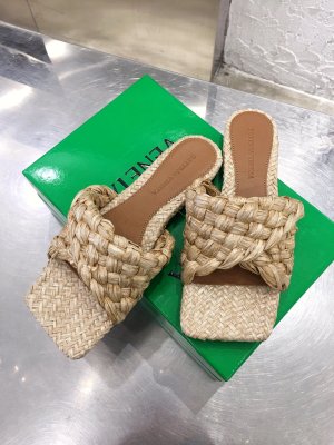 Bottega Veneta 最新编织款式 垫脚羊皮 真皮包跟 真皮注塑大底 码数：35-42 跟高：9CM
