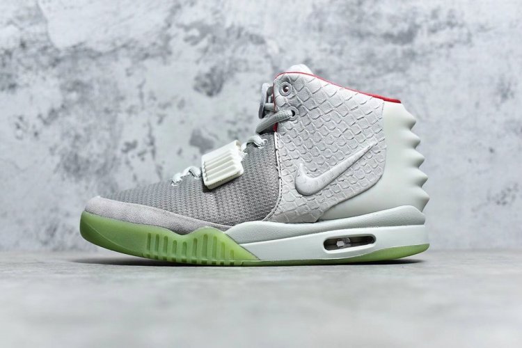 独家纯原 Air Yeezy 2 不死神鞋 无论从用料、做工、还是细节都达到至臻境界 size：40 40.5 41 42 42.5 43 44 44.5 45 46 47.5 - Click Image to Close