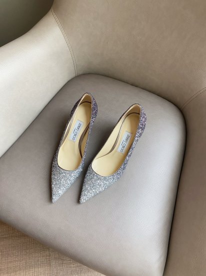 Jimmy Choo 跟高6.5cm 尖头、浅口、鞋面粗细拼接 鞋面：高密度格丽特 内里：进口全粒面水晶羊皮 大底：真皮大底 跟高： 平底1.0cm 中跟6.5cm 高跟8.5cm /尺寸信息./ SIZE ：35-40 - Click Image to Close