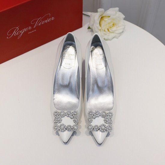 Roger Vivier Roger Viver珍珠扣！优雅到爆炸！ 跟高：6.5CM 码数：34-40另有半码35.5 36.5 37.5 - Click Image to Close