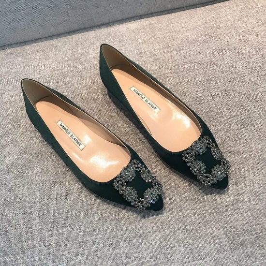 Manolo Blahnik 鞋面：意大利进口原厂真丝 内里：意大利进口水晶羊皮 鞋底：意大利进口真皮大底 size：35～40 Heel height ：flat、5.5cm、7cm、8.5cm、10cm - Click Image to Close