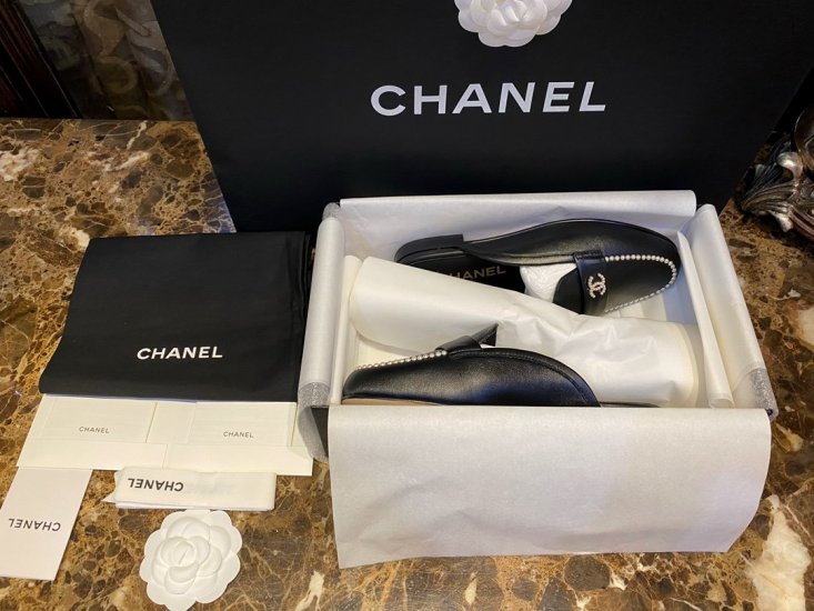 Chanel Size 35-41 Loafer珍珠半拖 - Click Image to Close