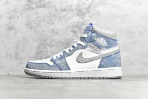 【情侣款】独家纯原 Air Jordan 1 Retro "Hyper Royal" KL薄荷糖/水洗白蓝 真正原鞋开发 正确水洗工艺 皮料正确 正确鞋头皮料 正确鞋头冲孔 细节只对比ZP 完美还原AJ1鞋型 耗时三个月开发 随意对比市面其他版本 Size