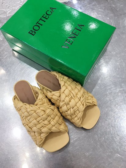 Bottega Veneta 纯手工双重编织工艺 双面都做到了精致平整 定染小羊皮 真皮大底 码数：35-41 - Click Image to Close