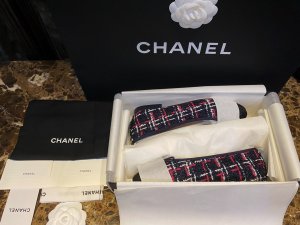 Chanel size 34-41 芭蕾舞鞋--红蓝格特殊面料平底