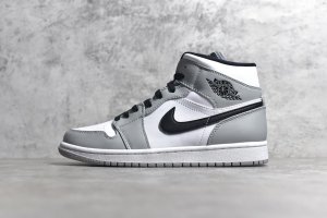 【情侣款】 市面唯一纯原级别 Air Jordan 1 MiD 烟灰 尺码 36 36.5 37.5 38 38.5 39 40 40.5 41 42 42.5 43 44 44.5 45 46