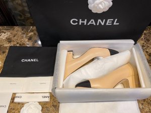 Chanel 小香粗跟单鞋,经典中的战斗机 Size 35-41