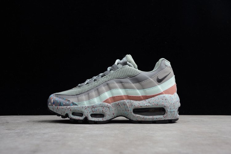 【女码】纯原版本--Nike Air Max 95 灰彩喷漆！ 尺码 : 36 36.5 37.5 38 38.5 39 - Click Image to Close