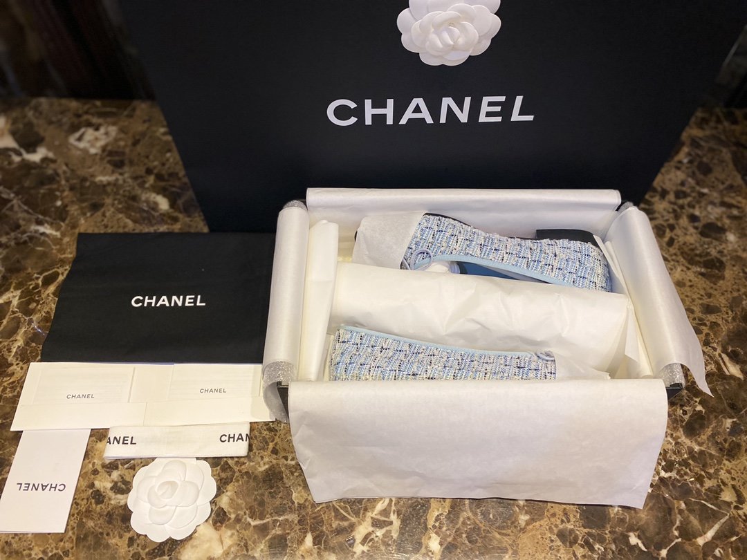 Chanel size 34-41 属于夏天的冰淇淋色