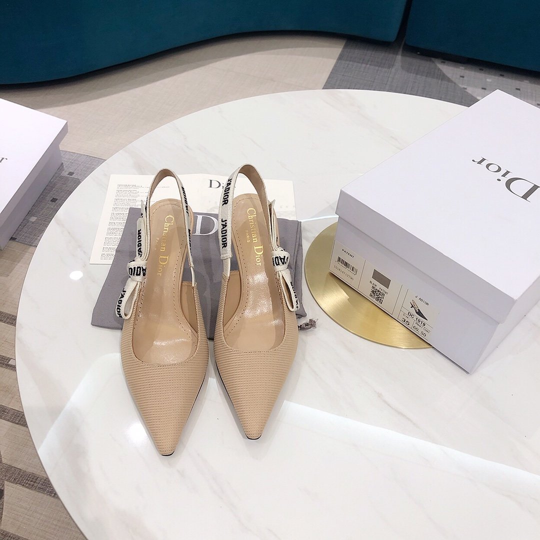 Dior 2020杏色布6.5cm 面料：原版机织螺纹布 内里：原版羊皮 大底：意大利真皮底 跟高：6.5cm 码数：34-40