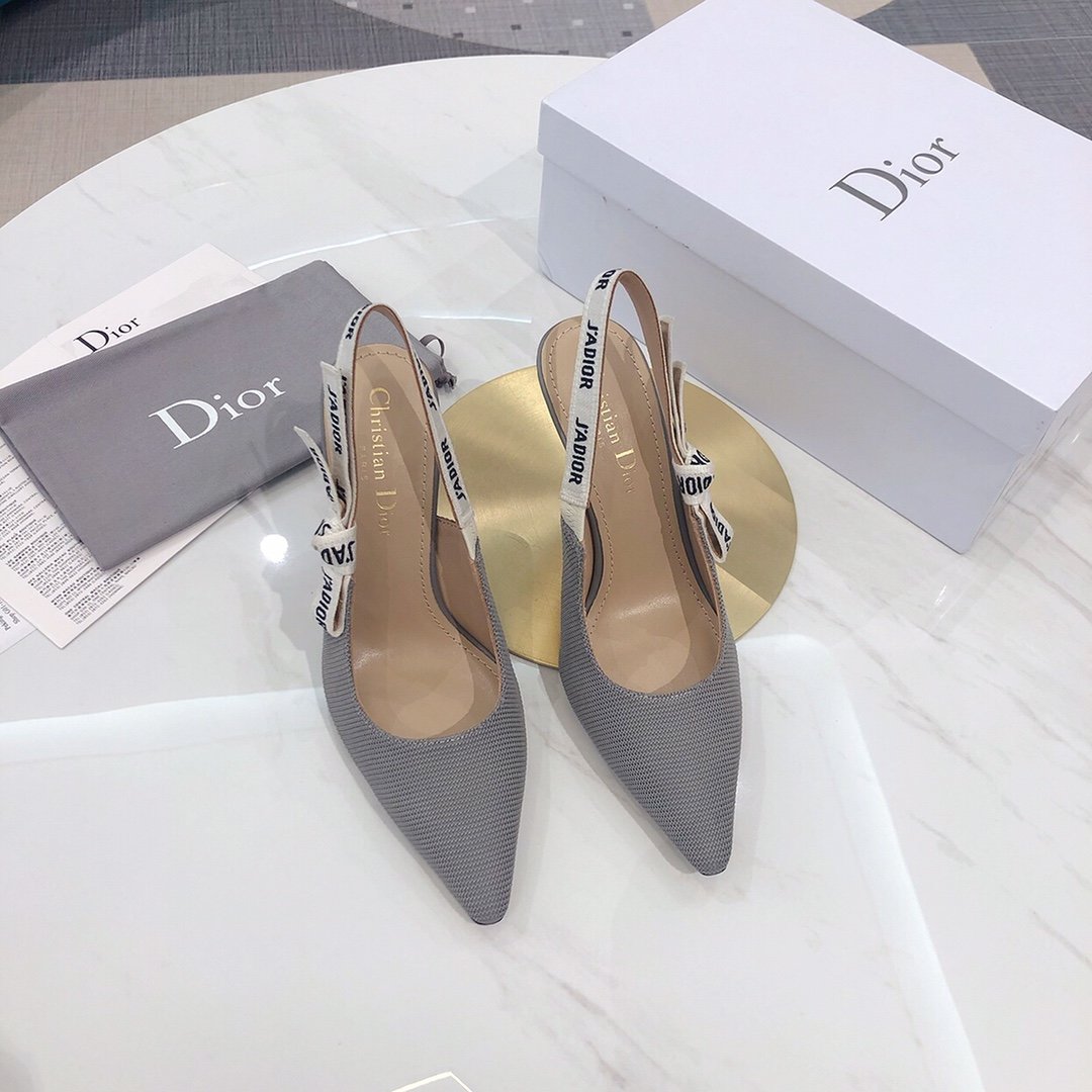 Dior 2020雾霾浅蓝色螺纹布9 .5cm 面料：原版黑色螺纹布 内里：原版羊皮 大底：意大利真皮底 跟高：9.5cm 码数：34-40