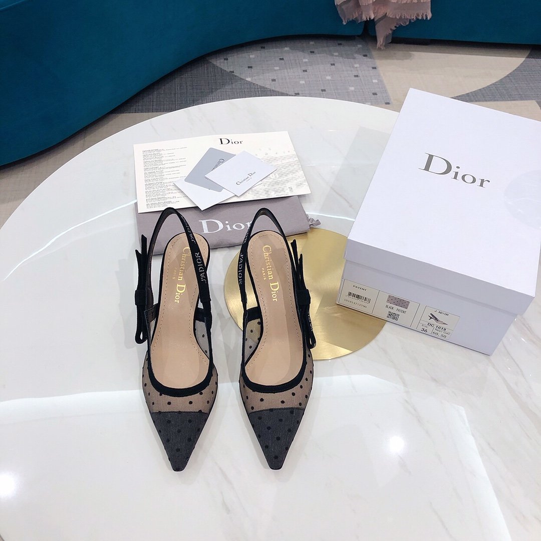 Dior/迪奥 2020波点水钻跟鞋6.5cm 面料：原版机织网面 内里：原版羊皮 大底：意大利真皮底 跟高：6.5cm Size：34-41