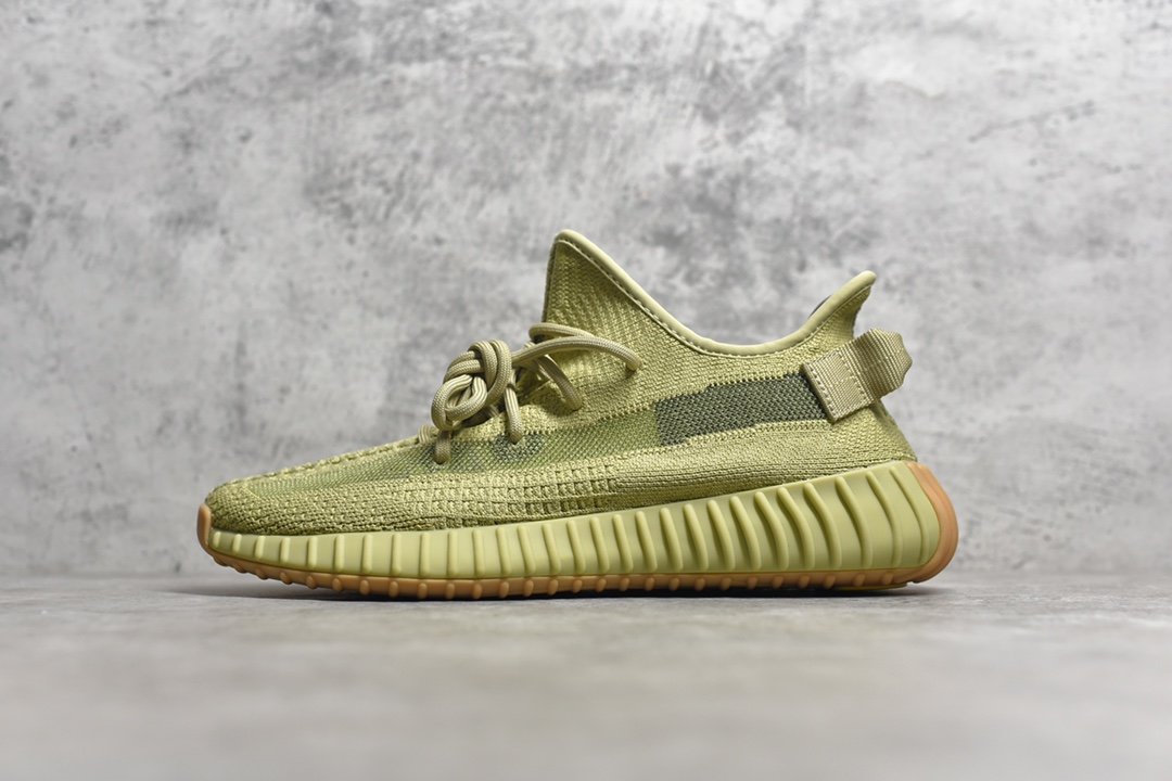 yeezy 350v2“Sulfur”硫磺 抹茶--纯德国进口巴斯夫爆米花，购买阿迪公司正品资料研发，原代工厂生产，进口公司材料产出，与Real相似度99.9%，市面独家发售 码数 : 36 36.5 37 38 38.5 39 40 40.5 41 42